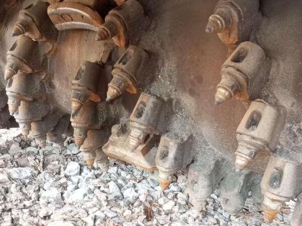 徐工XM2005銑刨機