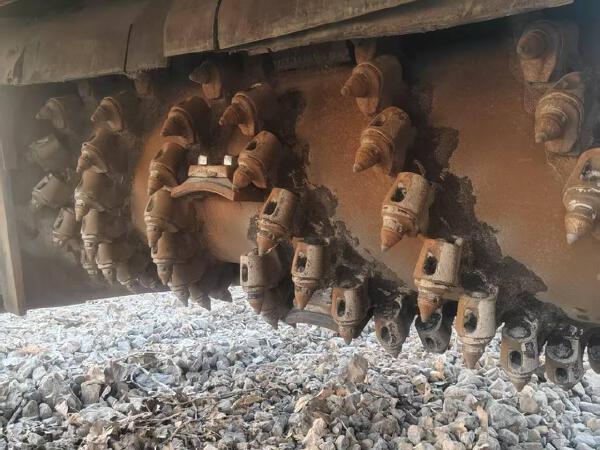 徐工XM2005銑刨機(jī)