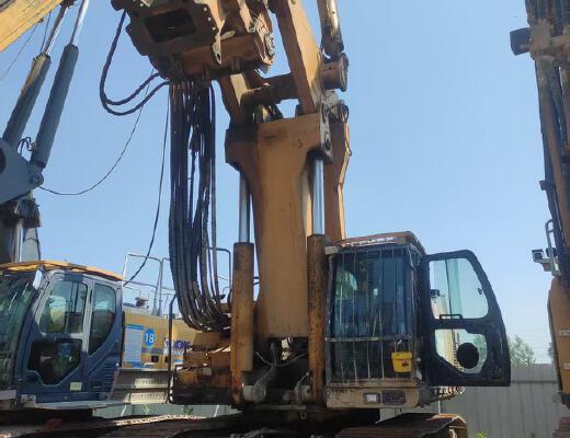 徐工XR400E旋挖钻机