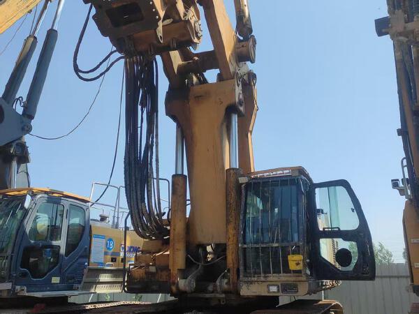 徐工XR400E旋挖鉆機