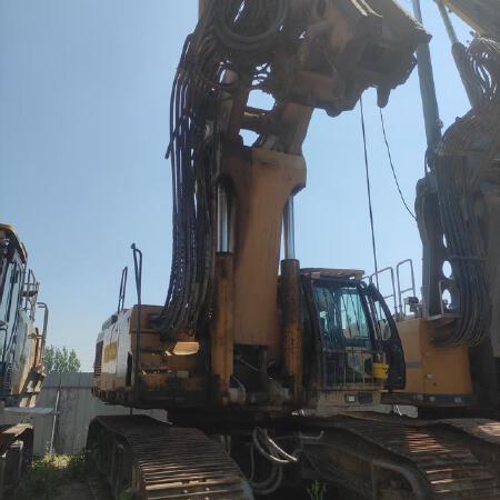 徐工XR400E旋挖钻机