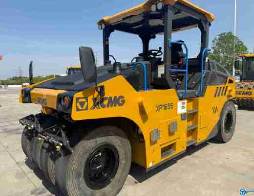 徐工XP165S轮胎压路机