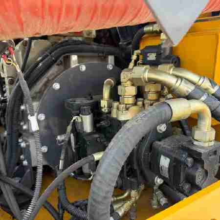 徐工XP165S轮胎压路机