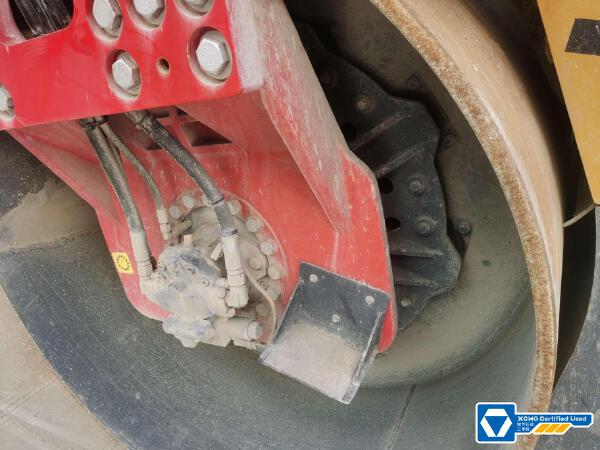 徐工XD133D雙鋼輪壓路機