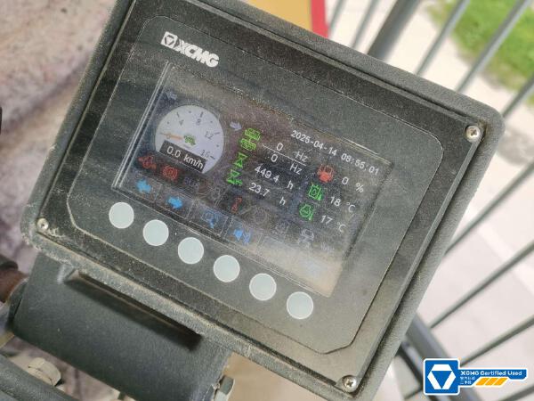 徐工XD133D雙鋼輪壓路機