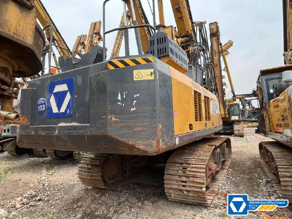 徐工XR220D旋挖鉆機(jī)