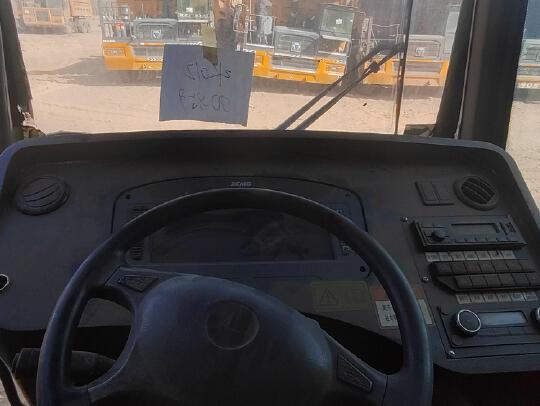 徐工XDM80寬體車