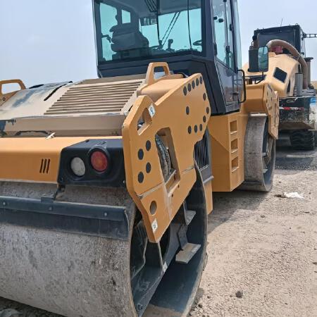 徐工XD135TCIV双钢轮压路机