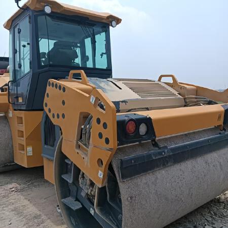 徐工XD135TCIV双钢轮压路机