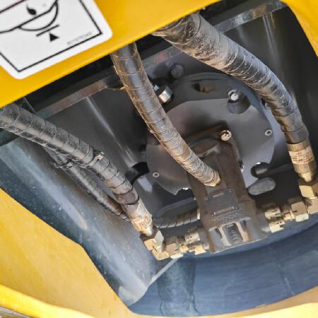 徐工XD133CIV双钢轮压路机