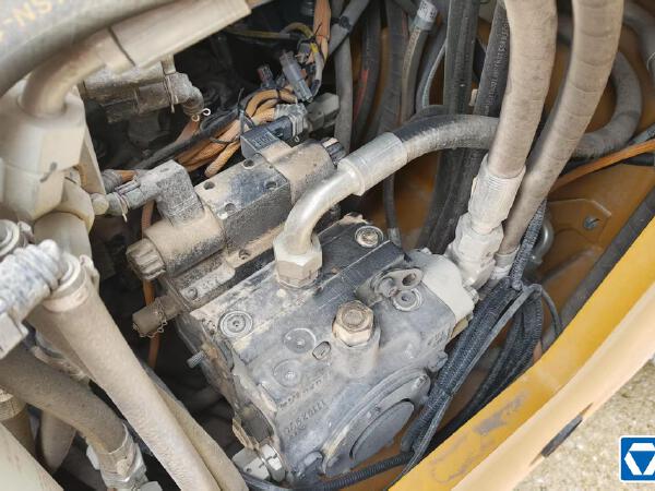 徐工XD133CIV雙鋼輪壓路機