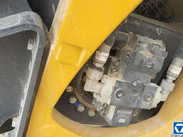 徐工XD133CIV雙鋼輪壓路機