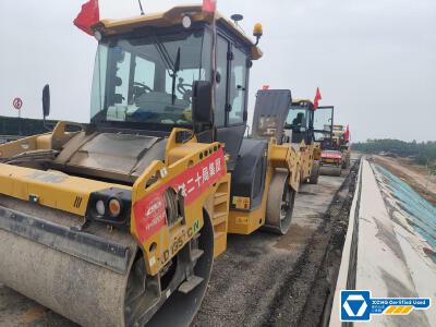 徐工XD135TCIV雙鋼輪壓路機