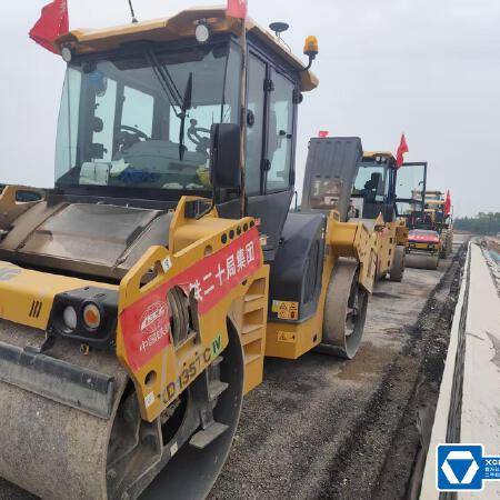 徐工XD135TCIV双钢轮压路机