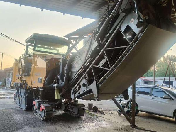 徐工XM200KII銑刨機