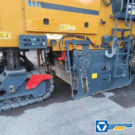 徐工XM200KII铣刨机