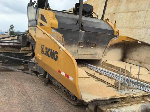 徐工RP905IV攤鋪機