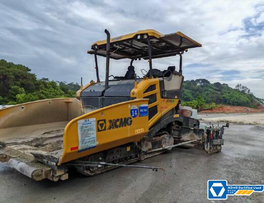 徐工RP905IV摊铺机