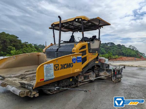 徐工RP905IV攤鋪機