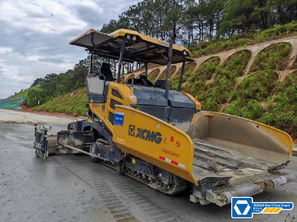 徐工RP905IV攤鋪機