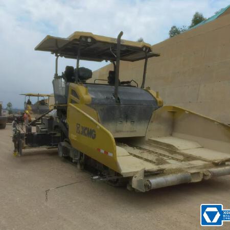 徐工RP905IV摊铺机