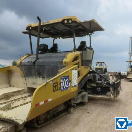 徐工RP905IV摊铺机