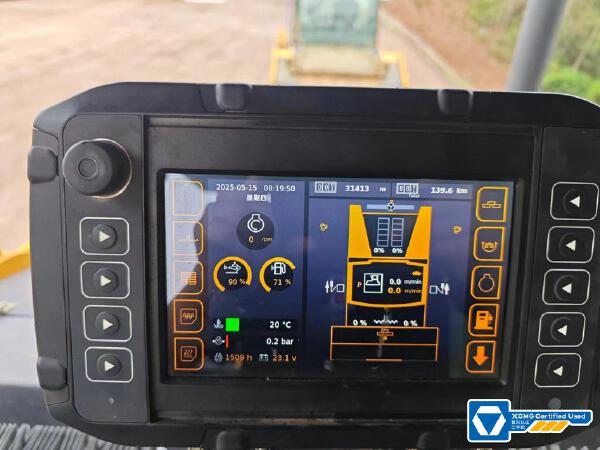 徐工RP955TIV攤鋪機