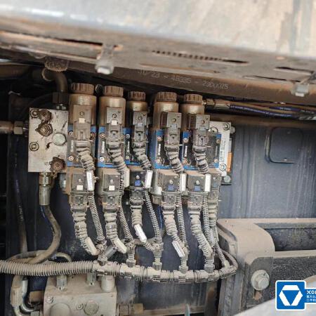 徐工RP955TIV摊铺机