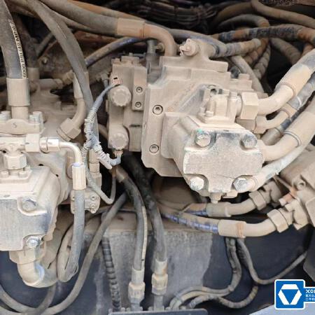 徐工RP955TIV摊铺机