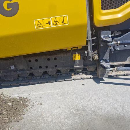 徐工RP955TIV摊铺机