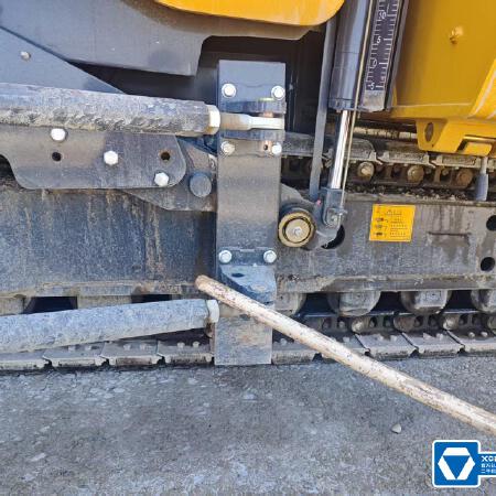 徐工RP955TIV摊铺机