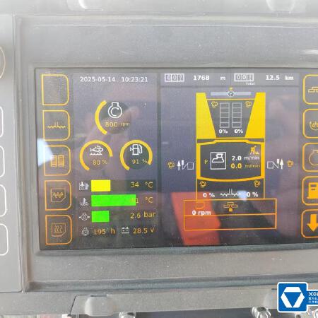 徐工RP955TIV摊铺机