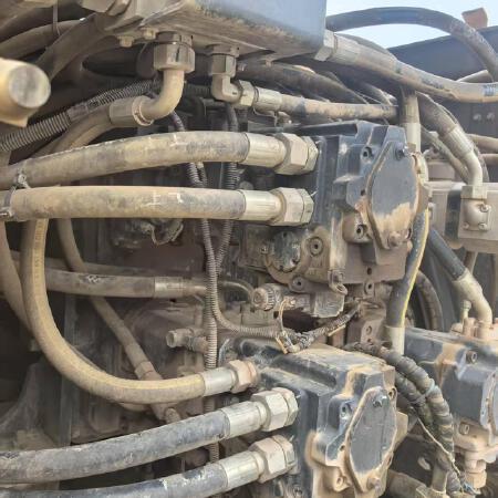 徐工RP1005T摊铺机