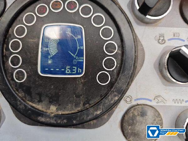 徐工XD120IV手扶式振動(dòng)壓路機(jī)