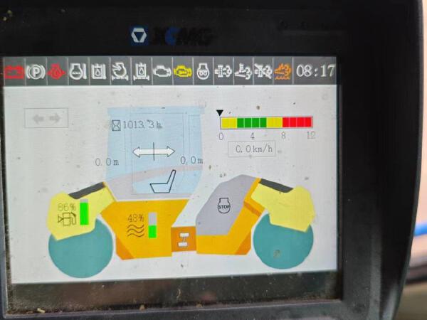 徐工XD135TIV雙鋼輪壓路機