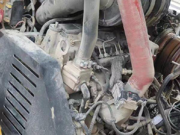 徐工XD135TIV雙鋼輪壓路機(jī)