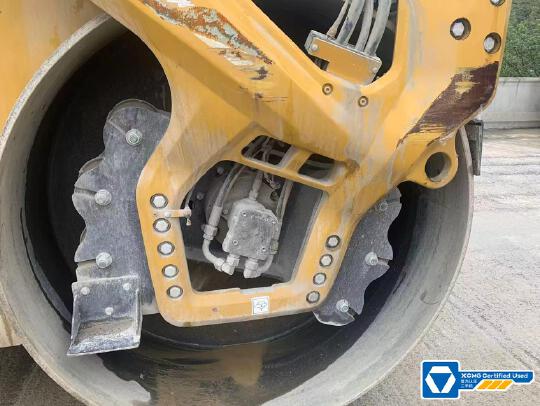 徐工XD135TIV雙鋼輪壓路機
