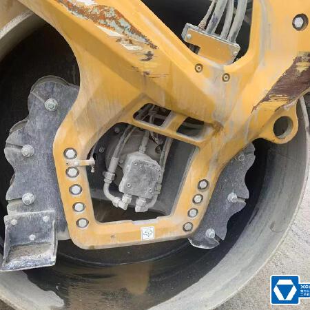 徐工XD135TIV双钢轮压路机