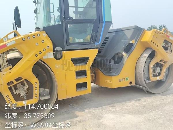 徐工XD135TIV雙鋼輪壓路機