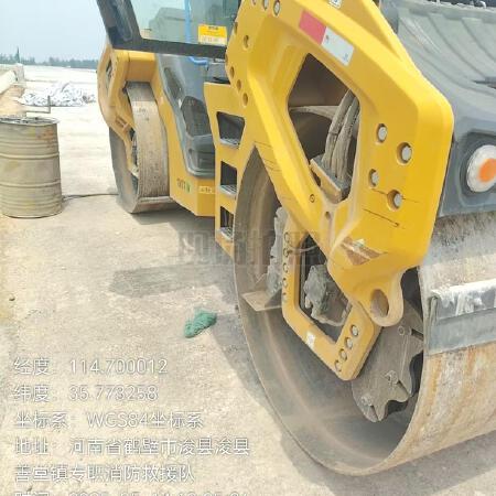 徐工XD135TIV双钢轮压路机