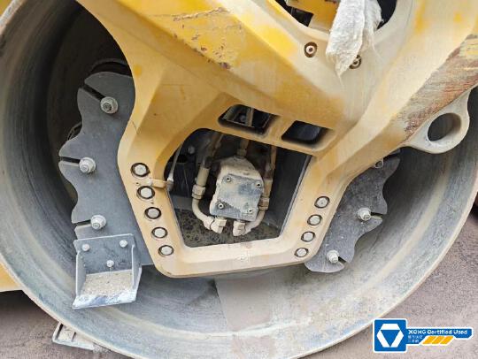 徐工XD135TIV雙鋼輪壓路機
