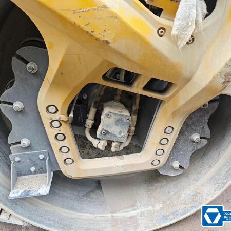 徐工XD135TIV双钢轮压路机