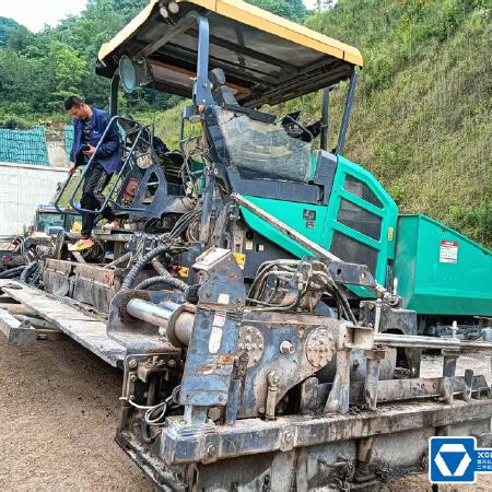 徐工RP1355T摊铺机