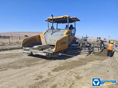 徐工RP1355T攤鋪機