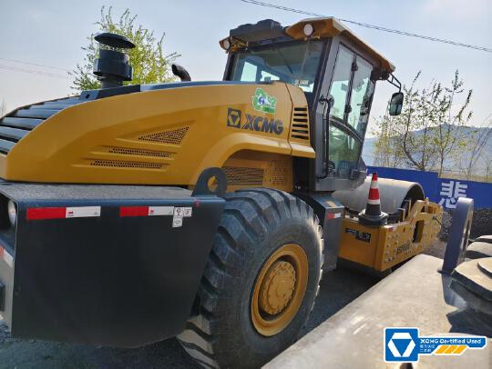 徐工XS265HSIV單鋼輪壓路機