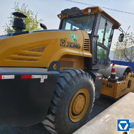 徐工XS265HSIV单钢轮压路机