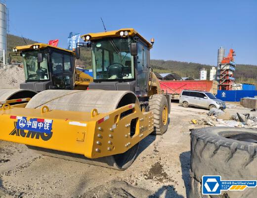 徐工XS265HSIV单钢轮压路机