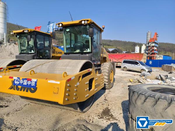 徐工XS265HSIV單鋼輪壓路機