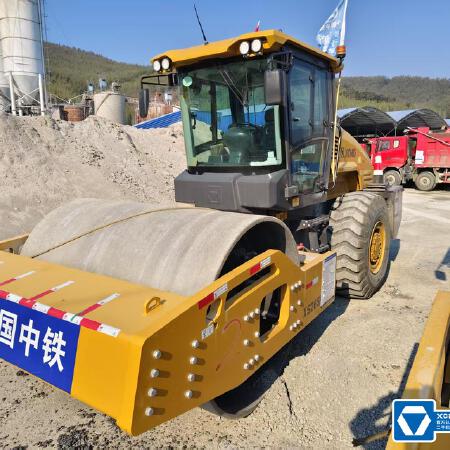徐工XS265HSIV单钢轮压路机