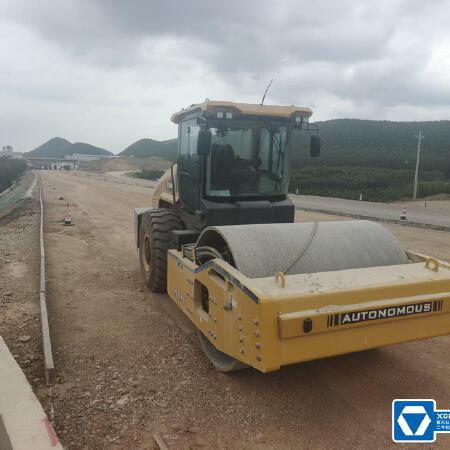 徐工XS265SIV单钢轮压路机